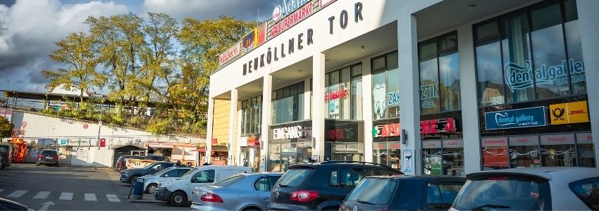 Neuköllner Tor als typischer Standort für flexible Digital-Out-of-Home Tarife